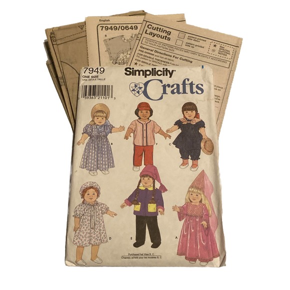 Simplicity Crafts 7949 (0649) Sewing Pattern. Clothing for 18 inch dolls. Uncut - Picture 1 of 3
